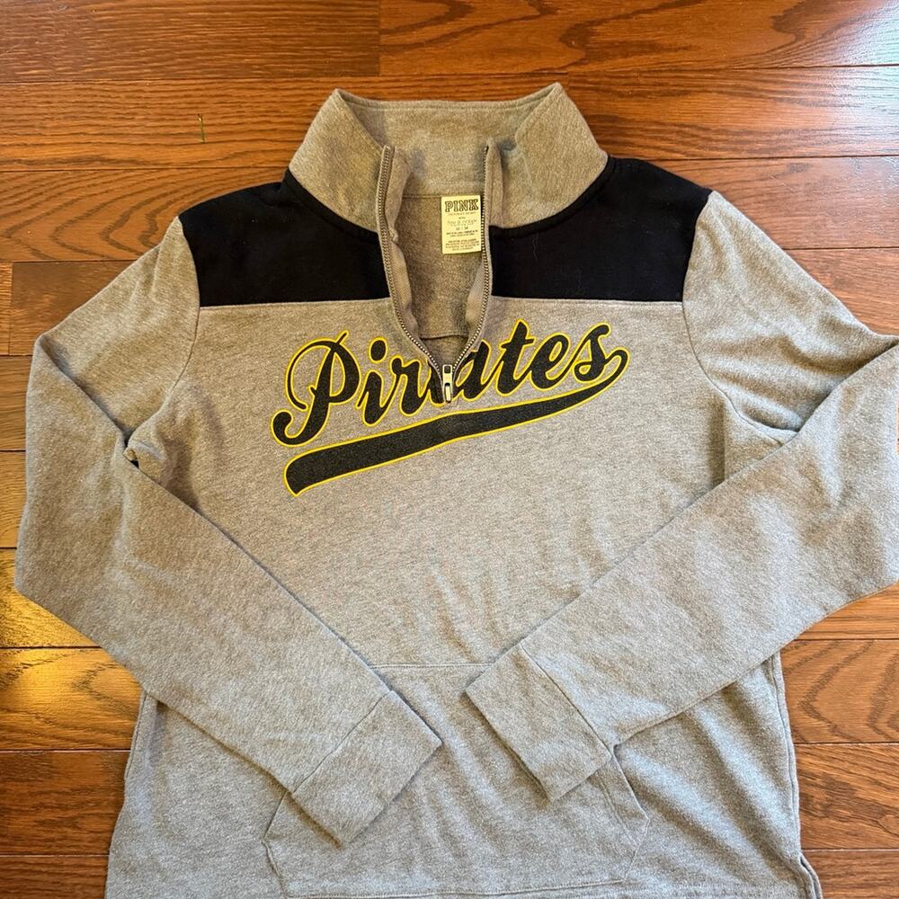 PINK Women’s Pittsburgh Pirates Pullover Size Medium
